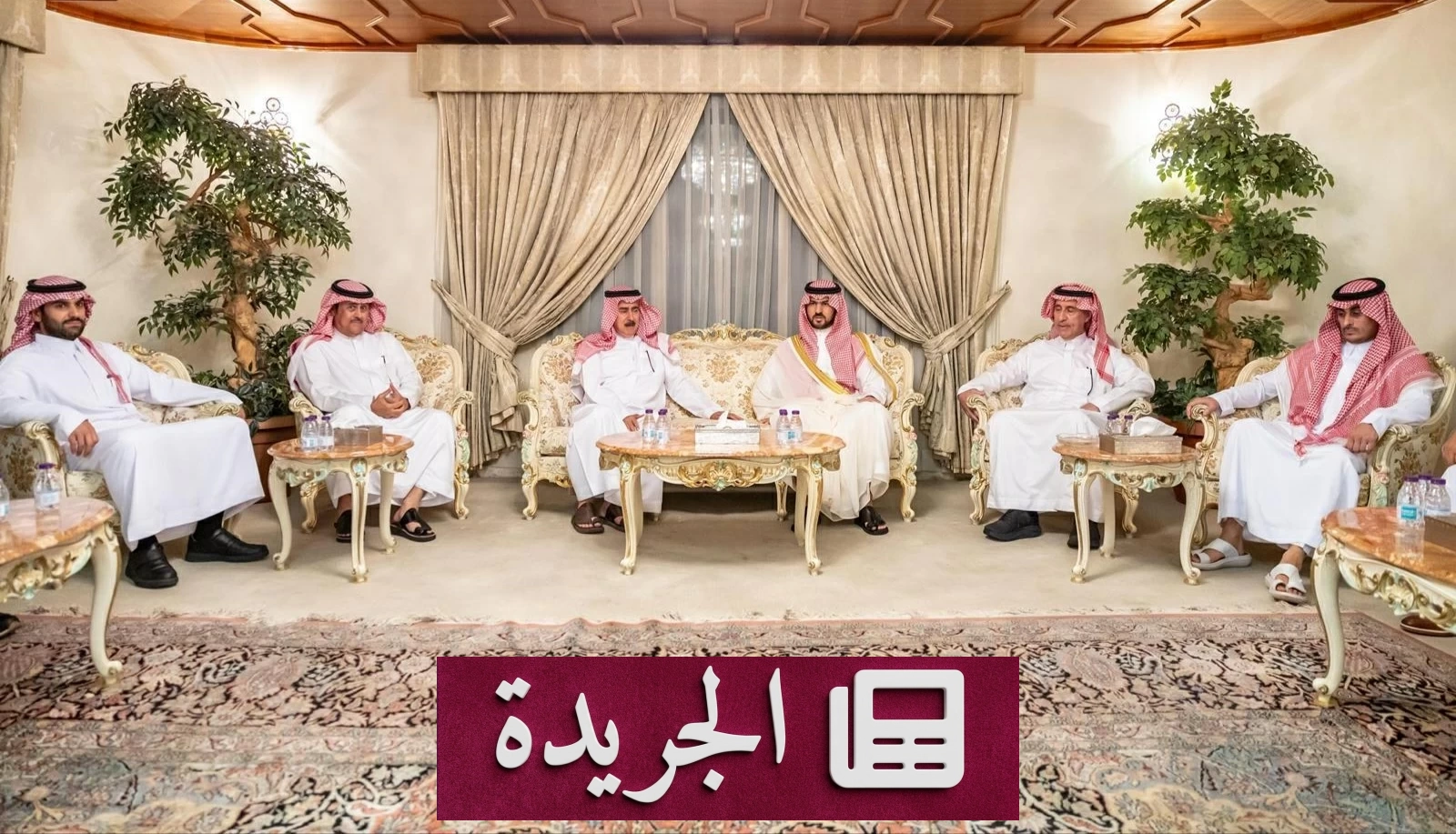 نائب أمير الشرقية يتقدم بتعازي آل مبارك في وفاة فيصل بن حمد - آخر الأخبار - الجريدة