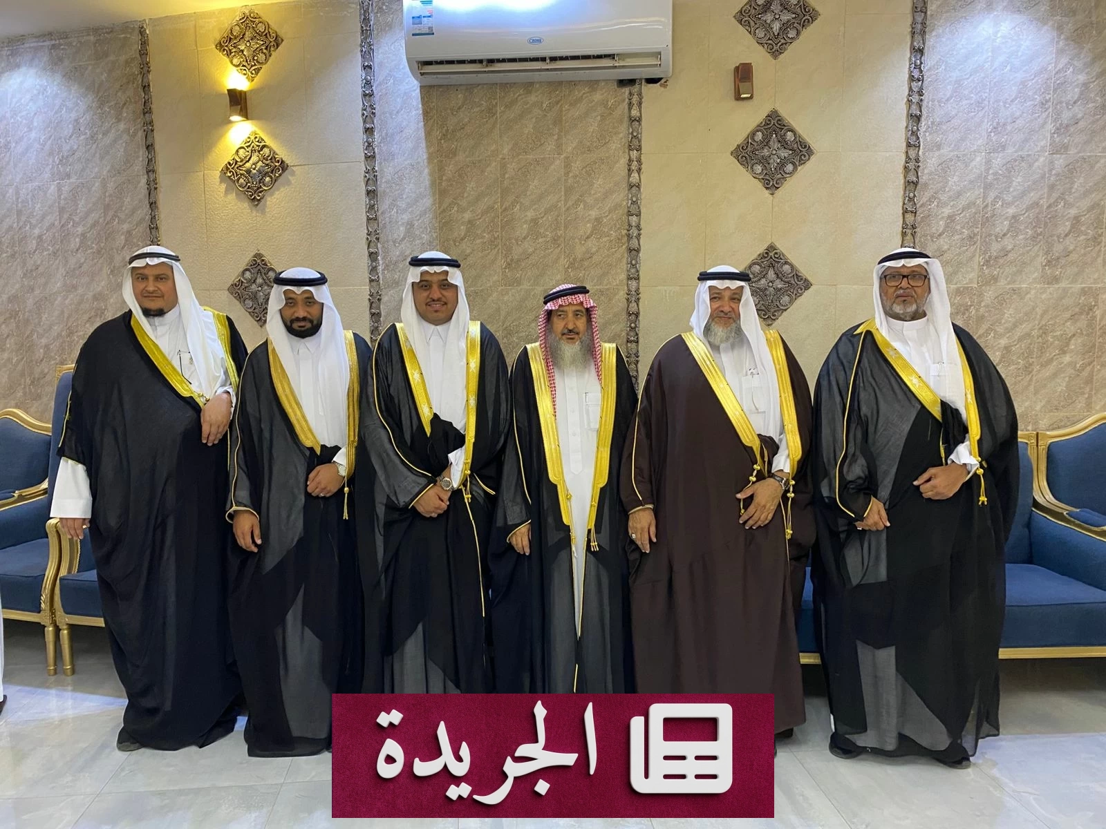 أحمد وفارس يحتفلان بزواجهما في ضباء بحضور الأهل والأصدقاء - أخبار أونلاين