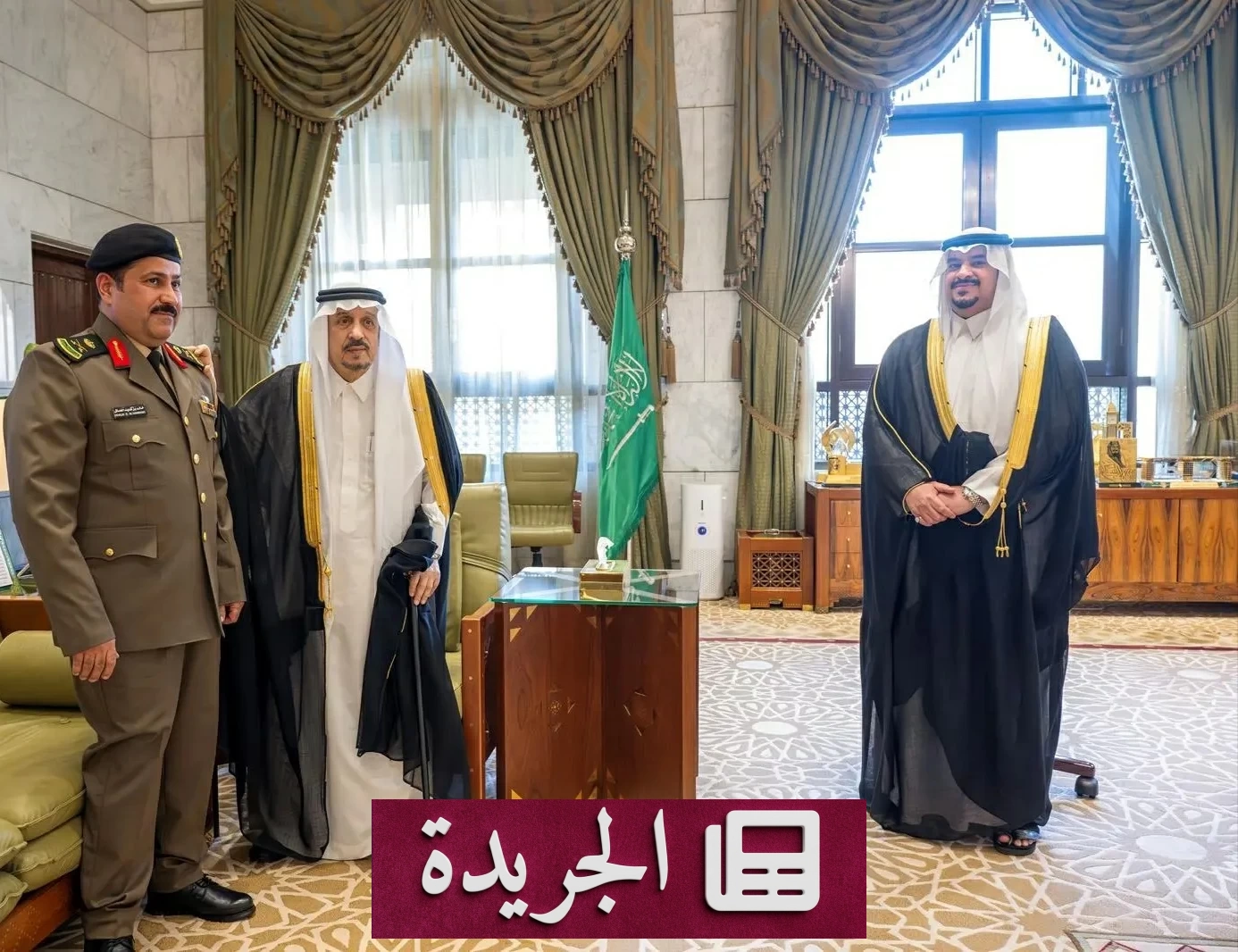 أمير الرياض يمنح رتبة لواء للهماش في حفل تكريم رسمي - أخبار أونلاين