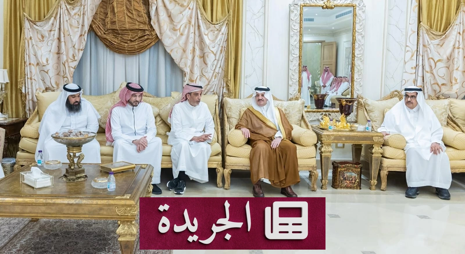 أمير الشرقية يعزي أسرة الدكتور بكر بن بكر في وفاة والده - آخر الأخبار - الجريدة