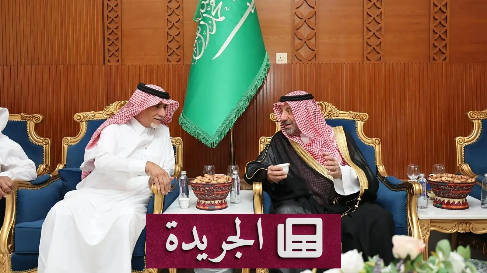 أمير نجران يعزي شيخ شمل آل فاطمة يام في وفاة شقيقه