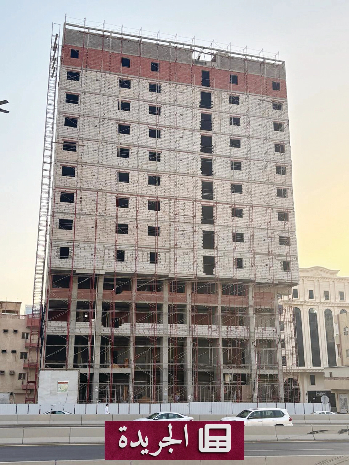 انتعاش غير مسبوق في سوق السقالات المعدنية بمكة المكرمة مدفوعاً بطفرة البناء والتشييد - أخبار أونلاين