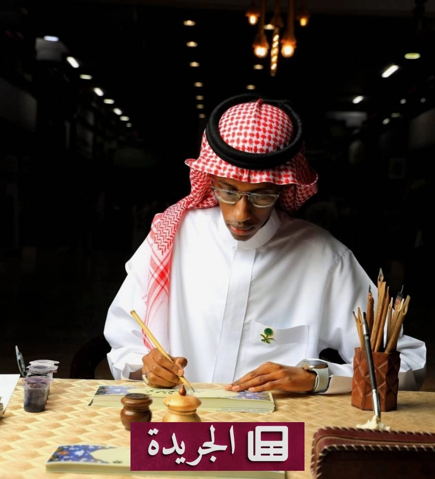 فن الخط العربي يضيء موسم رمضان بجدة التاريخية بإبداع الفنان عبدالرحمن معلم - أخبار أونلاين