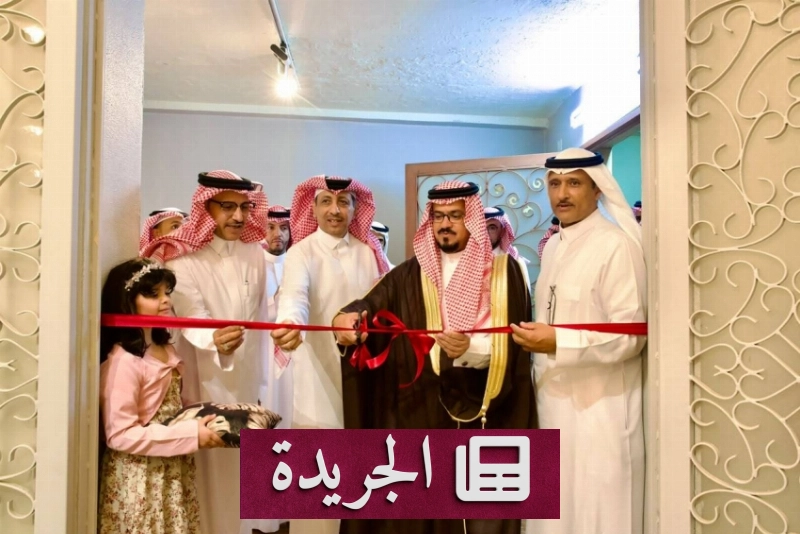 معرض أحمد الخزمري في الباحة يلامس الذاكرة ويكشف جمال الفن - آخر الأخبار - الجريدة