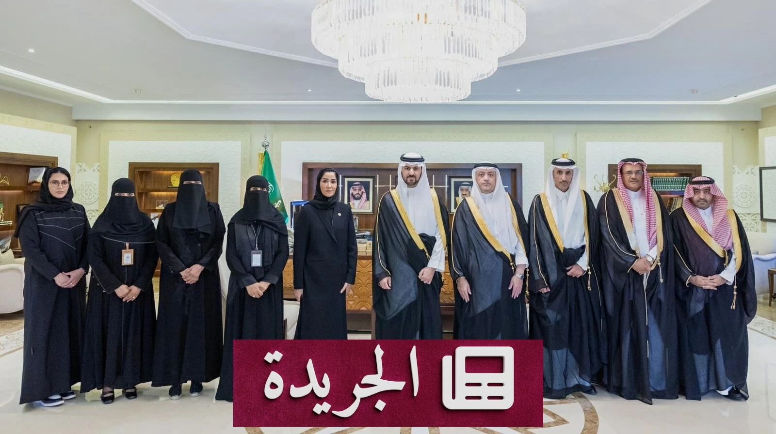 نائب أمير الشرقية يكرم المتميزين من الطلاب والطالبات - آخر الأخبار - الجريدة