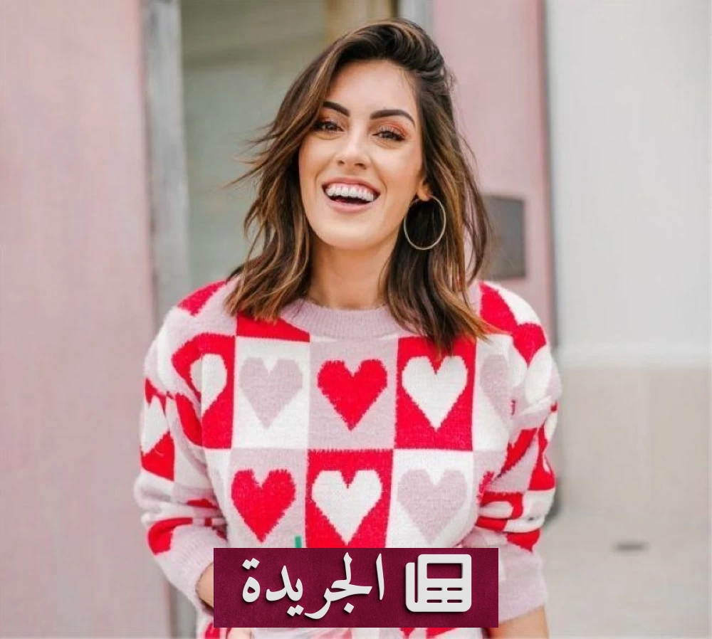 طبعات القلوب في عيد الحب بين الرومانسية والتقليد المتكرر - أخبار أونلاين